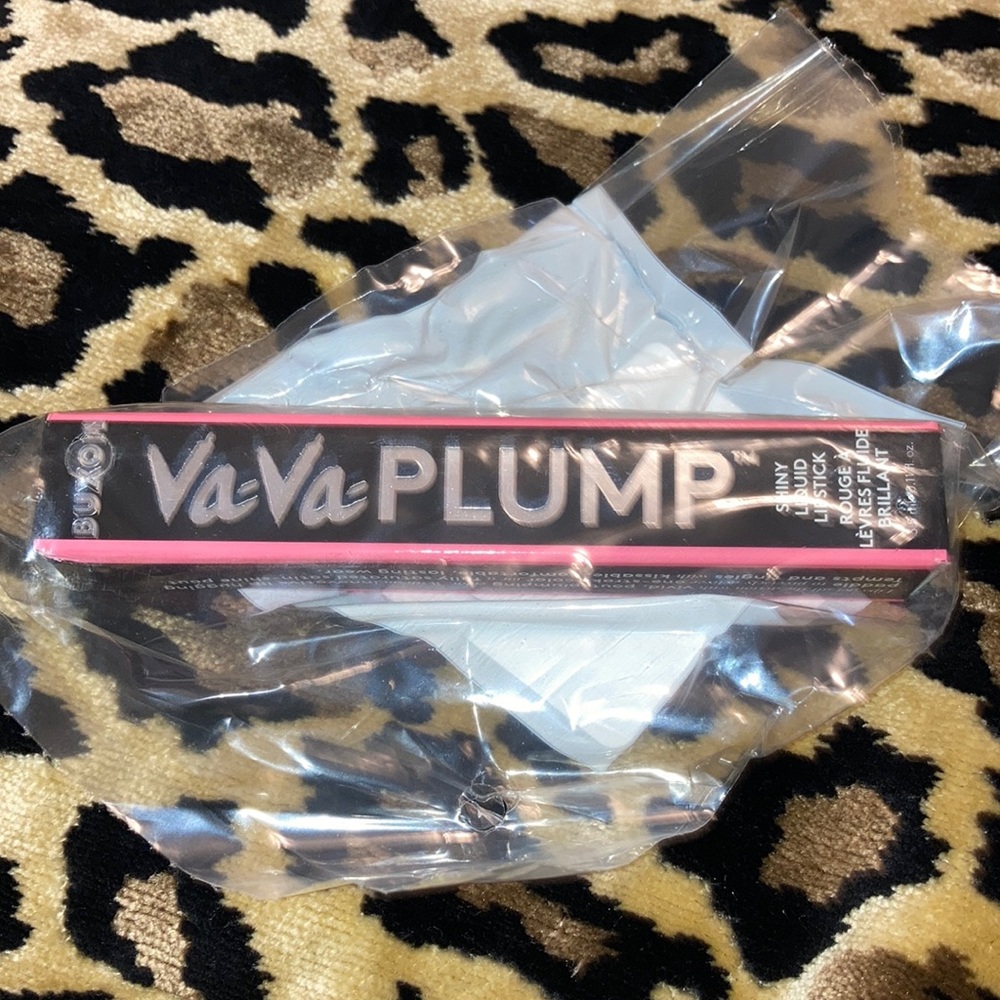 NWT Buxom Va Ba Plump Shiny Liquid Lipstick Push Up Pink